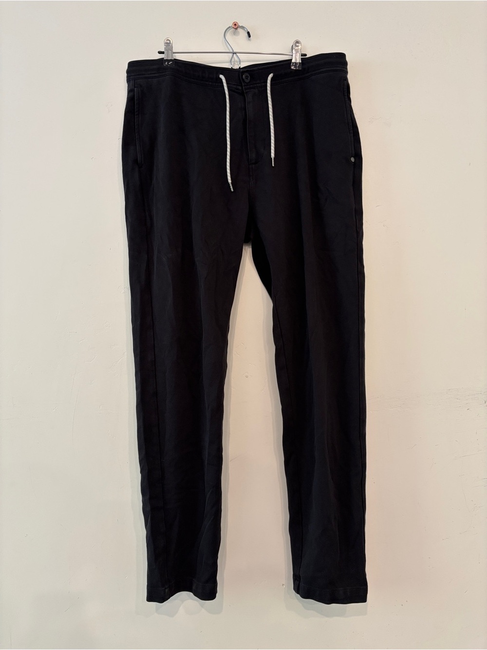 VUORI Solana Pant Twill Knit Size L Black Pull On Drawstring Pocket V450 Golf
